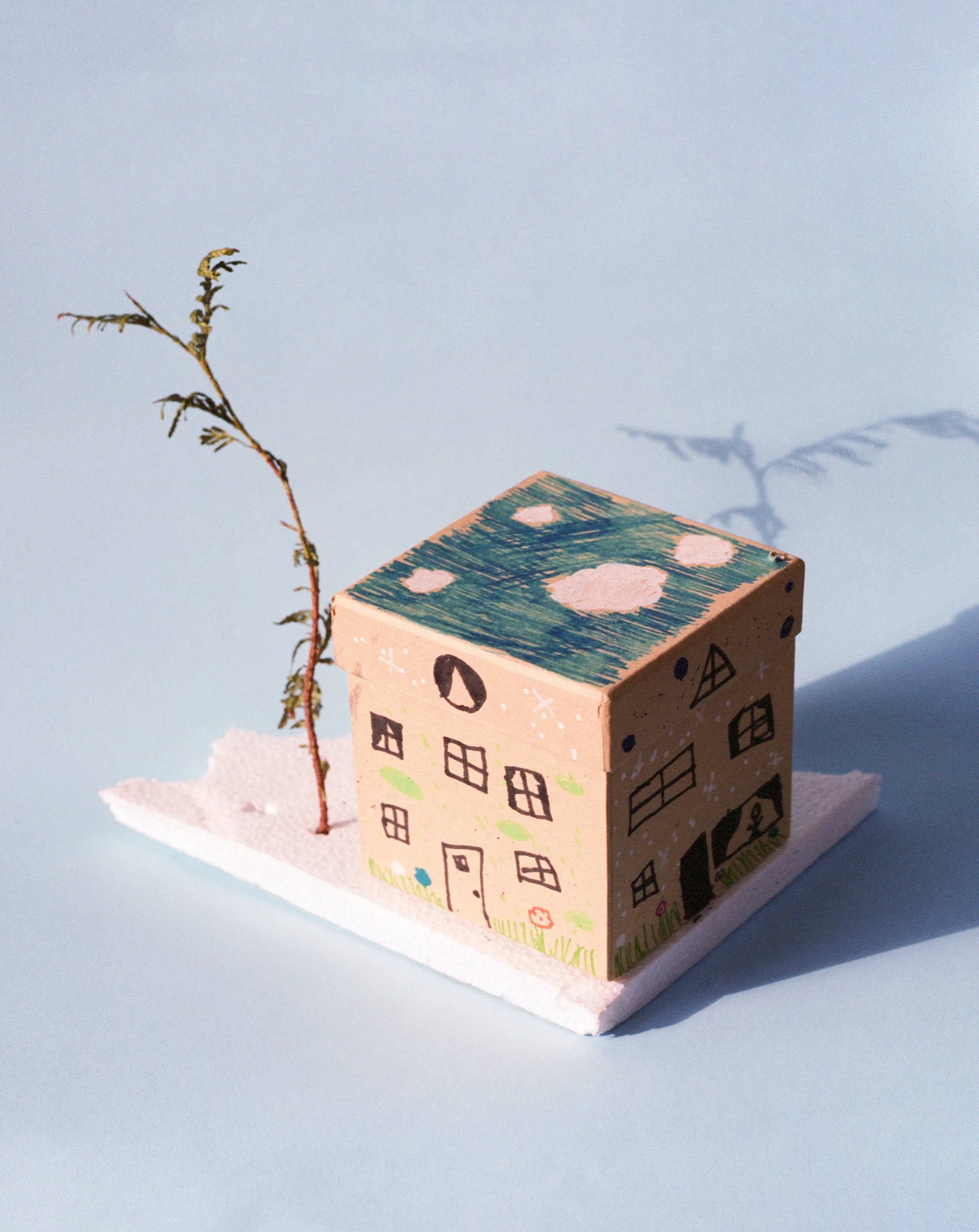 In 2016 I took long walks through different cities and every object I found became a possibility for me to escape the reality of a structure where I didn’t feel I had a place in.

This is a photographic narrative about dreaming of being somewhere else while roaming through the city, a generational condition that seems to be getting stronger as young people retreat from the city into digital spaces.
