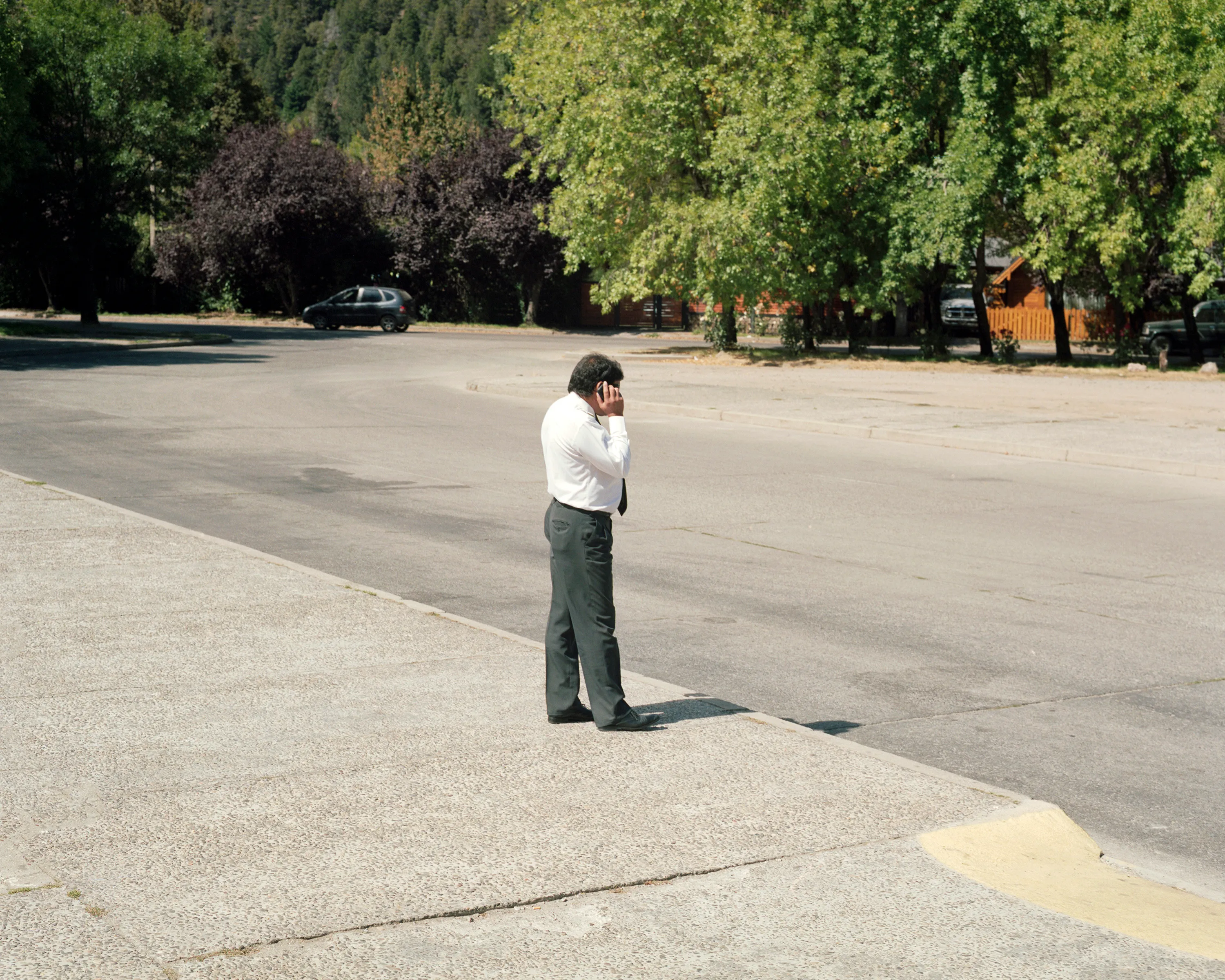 A/A #36

A poetic narrative about the things we do and the places we go to forget ourselves.

Photographs made from 2015 to 2017 in Argentina and Switzerland.