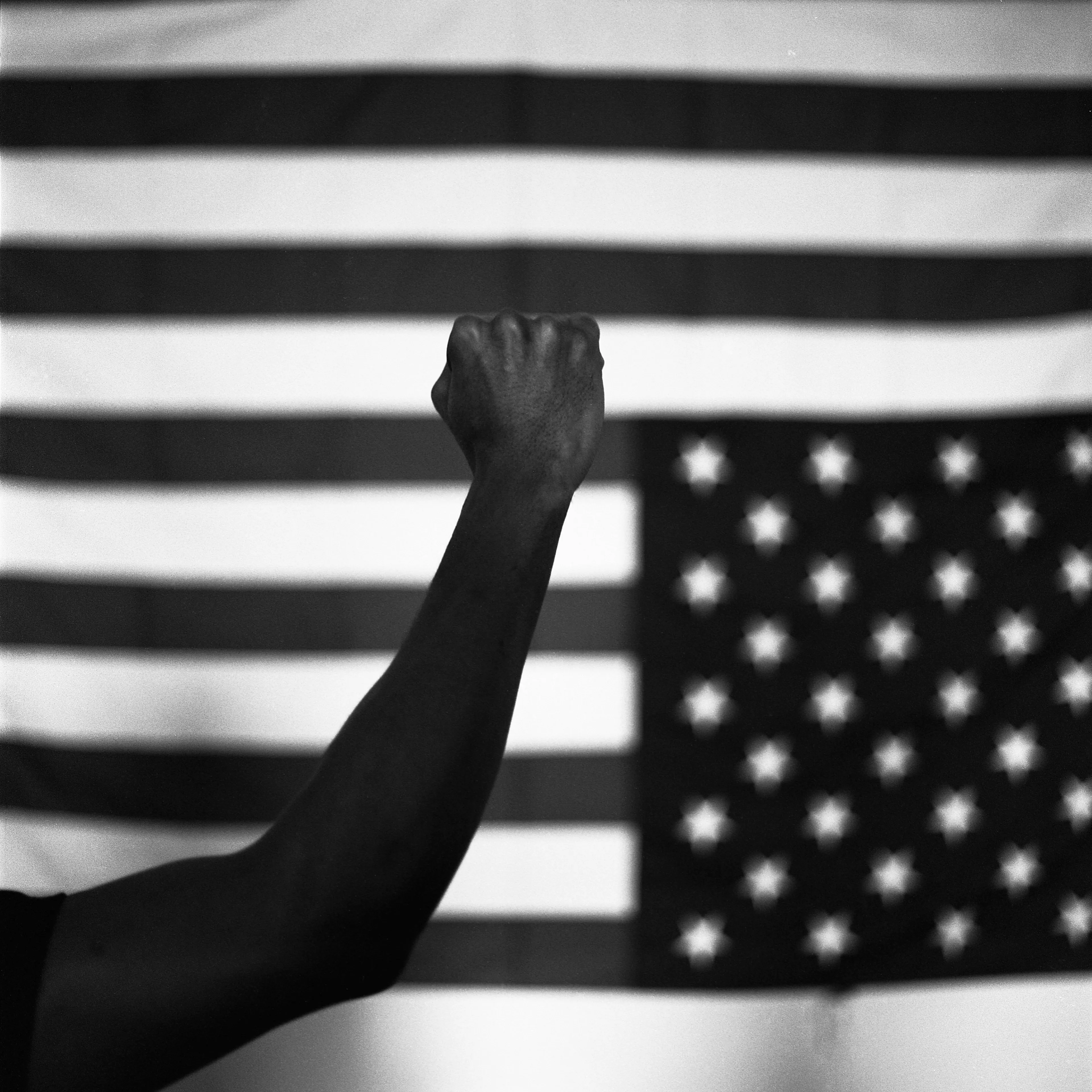 Righteous Indignation, #1 (2017)

These images explore the emotional manifestations of the Black American's relationship to the United States. What is anger when it is just?  What is disappointment when it is earned? What are symbols when they fail?

This series seeks to provide an avenue of expression, and a venue of reflection on the multitude of experiences in these United States.

This is the third image of a collection of 10 stills. 

Image size: 4000 x 4000(4k)

NFT 1/1

Physical Edition 1/3 2AP

