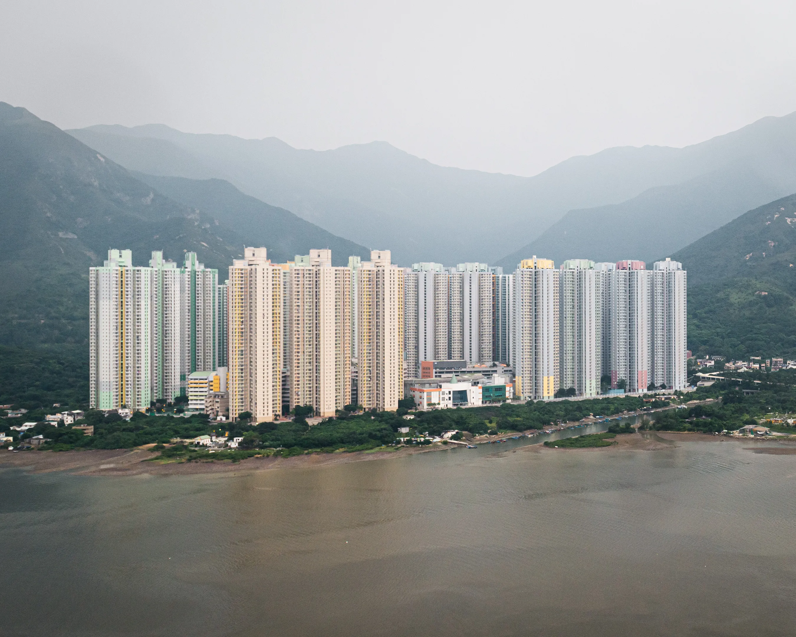 Yat Tung Estate, Hong Kong
Hong Kong, Image #3 of 3

*selected from the project entitled MEGALOPOLIS

A beautiful city with a complicated history, these three images work as a set and were produced in Hong Kong before the recent years of turmoil and turnover.

Image size: 2700 x 2160 (4k)