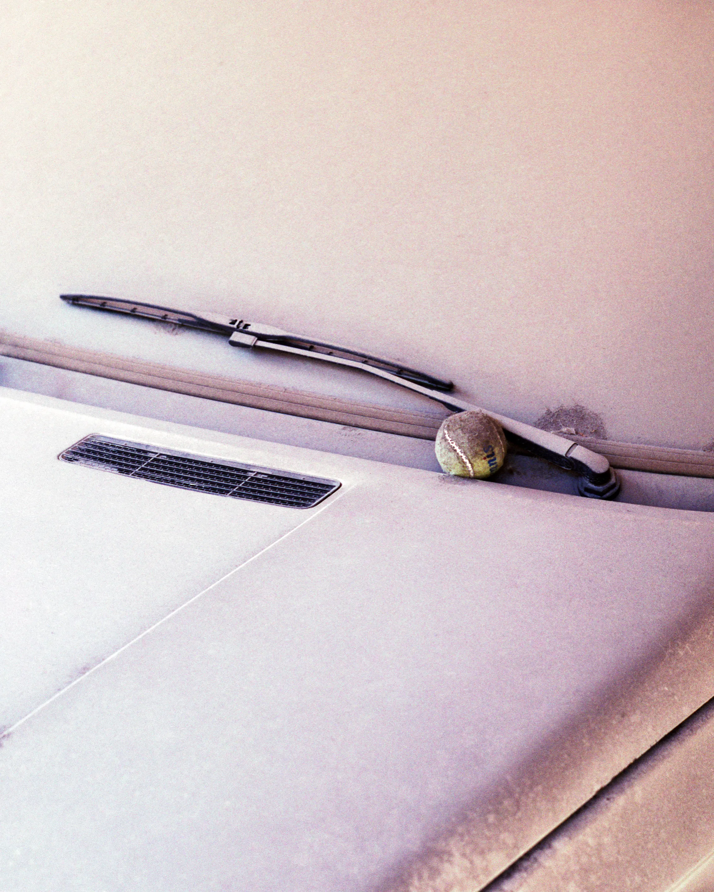 In 2016 I took long walks through different cities and every object I found became a possibility for me to escape the reality of a structure where I didn’t feel I had a place in.

This is a photographic narrative about dreaming of being somewhere else while roaming through the city, a generational condition that seems to be getting stronger as young people retreat from the city into digital spaces.