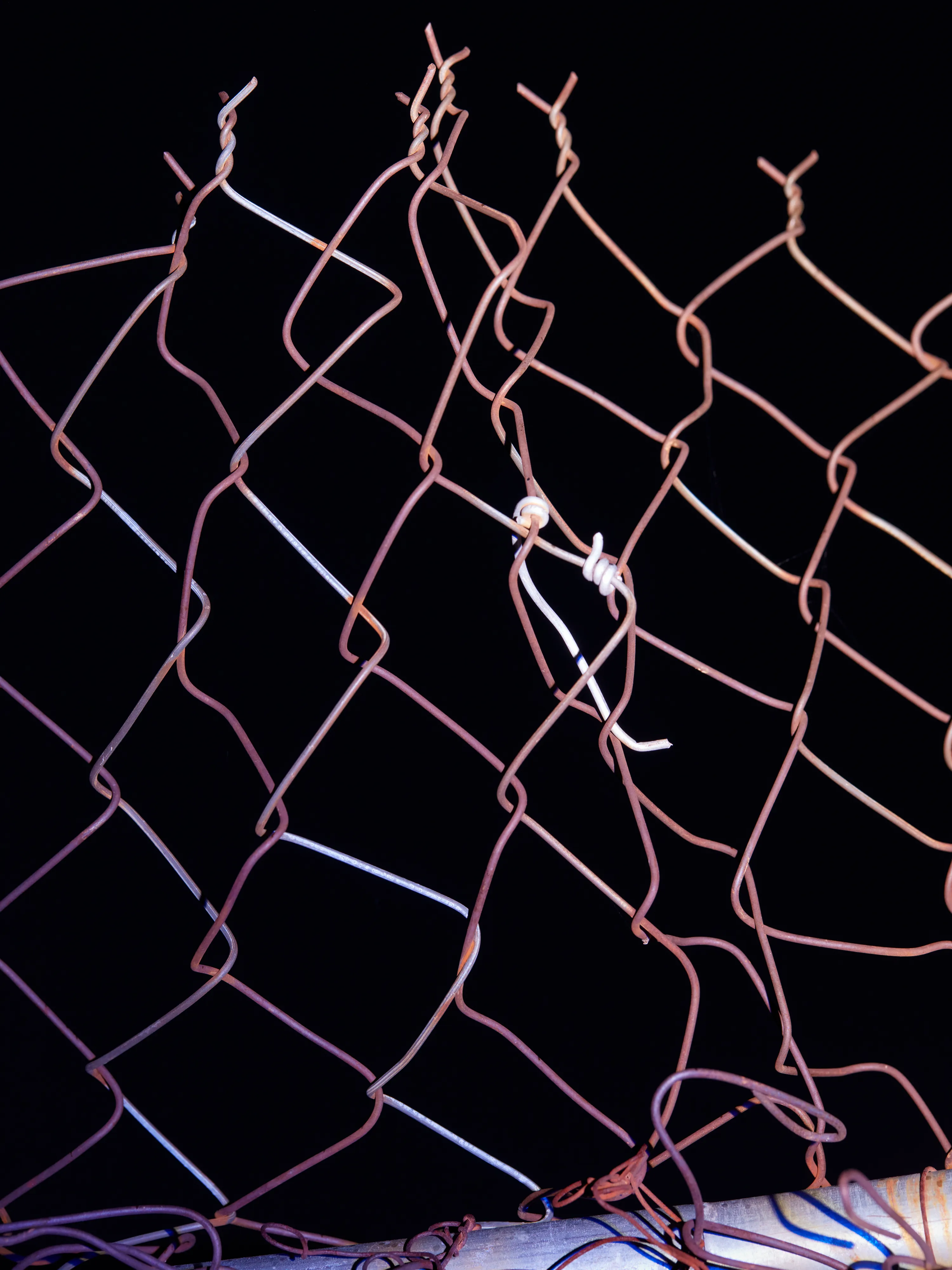 CHAINLINK № 14

Digital Photograph
Brooklyn, NY
2021

3000 x 4000 pixels
