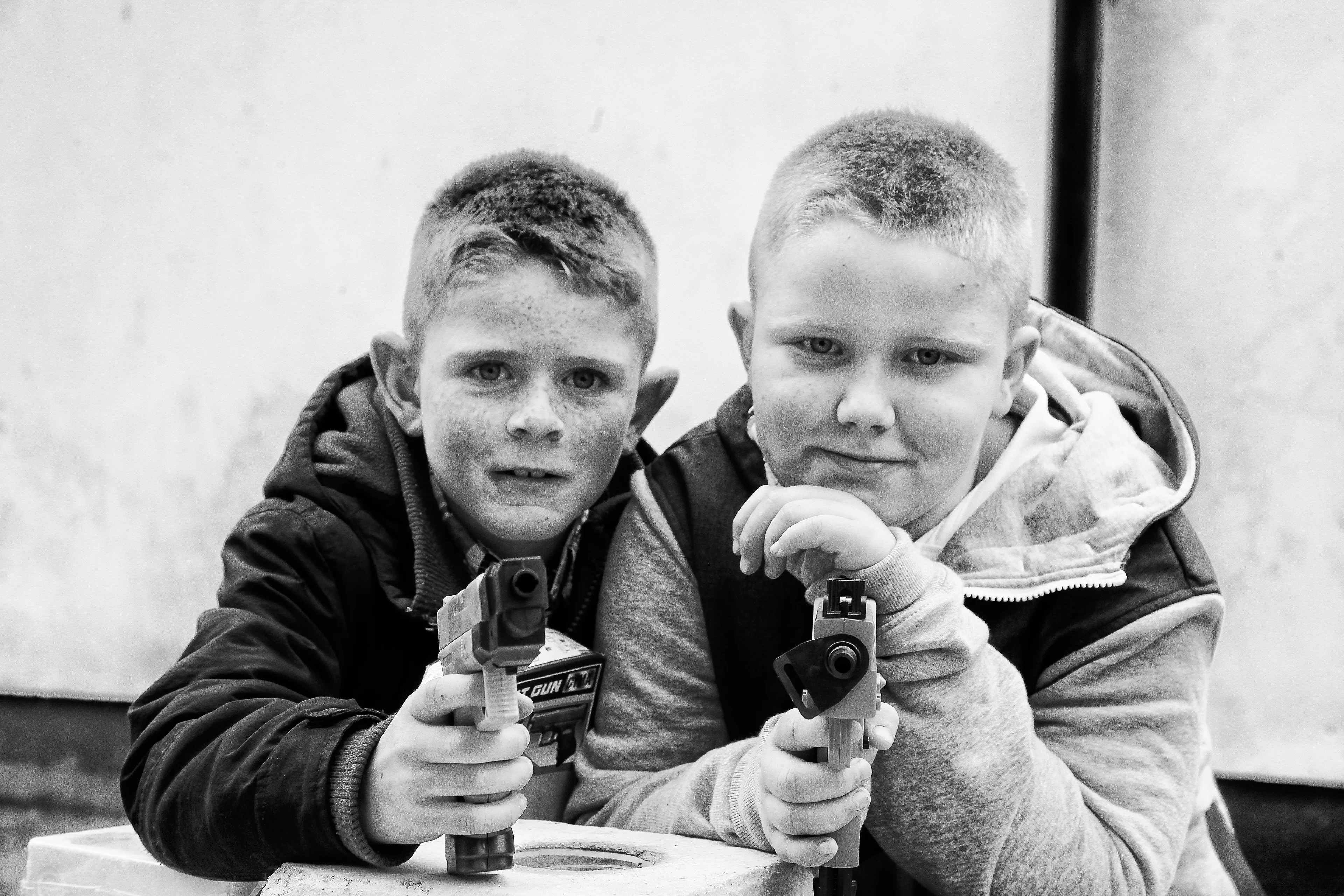 "I have spent my entire career photographing children all over the world. The last several years I have focused my eyes on the Irish Traveller that live in caravans on the side of the road or in open fields throughout Ireland.

The Traveller community are an Irish nomadic indigenous ethnic minority. There is no recorded date as to when Travellers first came to Ireland. This is lost to history but Travellers have been recorded to exist in Ireland as far back as history is recorded. Even with their great history they live as outsiders to society and face unbelievable racism growing up. As a mother of two daughters I became so interested in the culture and traditions and lives of these children. I have spent many years traveling back and forth to Ireland to document these incredible children."
