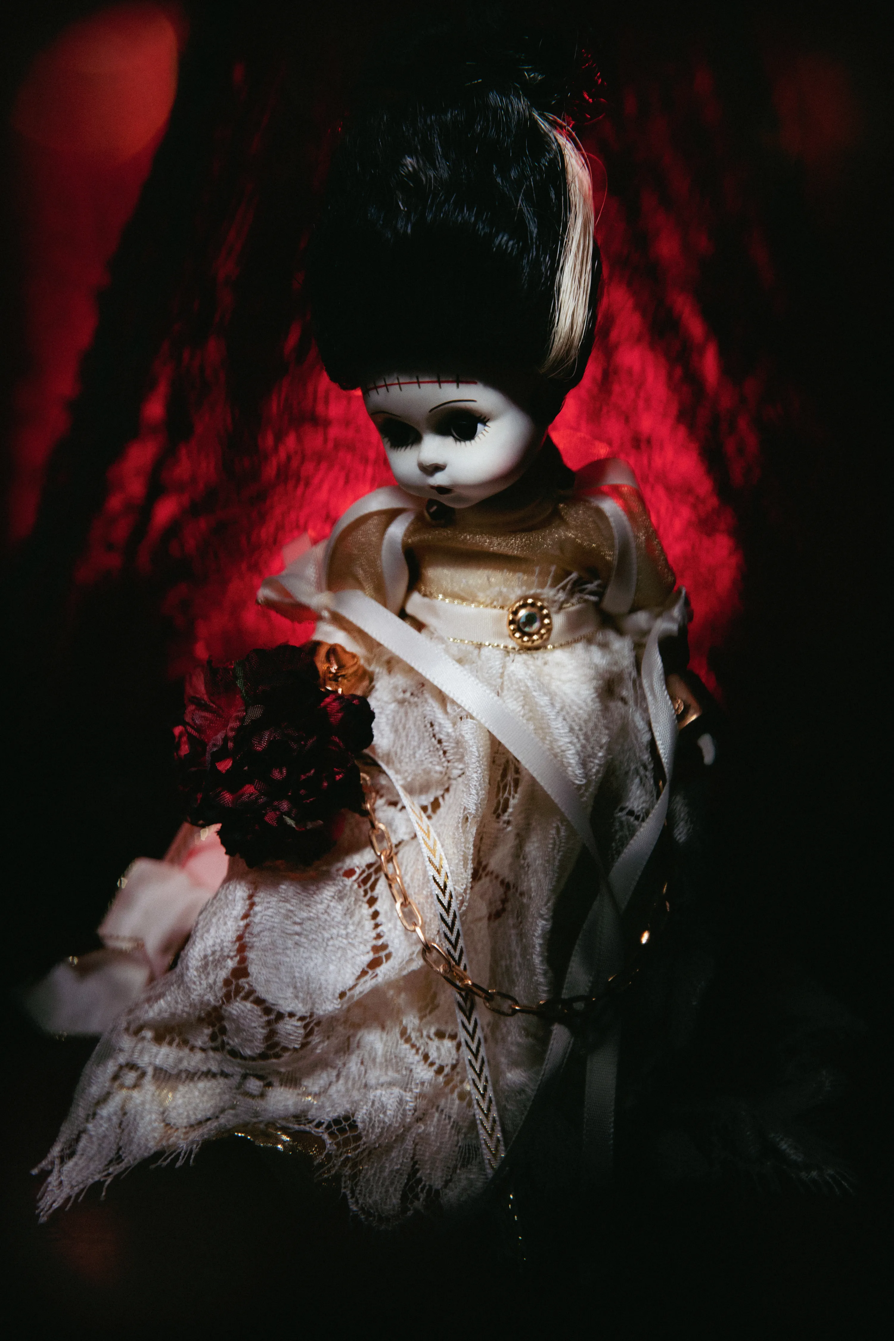 In their essence, dolls are simultaneously fascinating and controversial. Dolls are known to influence the construction of identities and exploration of various narratives, and are associated with racist and misogynistic stereotypes. In his 1913 essay Dolls, poet Rainer Maria Rilke posits: “We found our orientation through the doll. We could gradually flow down into her and collect ourselves and recognize, although somewhat dimly, our new surrounding world”. We definitely do, and this continues throughout our life: dolls are interwoven into the fabric of our fantasy worlds. And in these worlds, why would dolls be limited to our projections and expectations of them and not be capable of even more than us, humans?

The dolls are here. They observe without affirming good or bad, offering themselves as objects for attachment of all kinds of fantasies. Your invitation to the afternoon doll play has arrived.