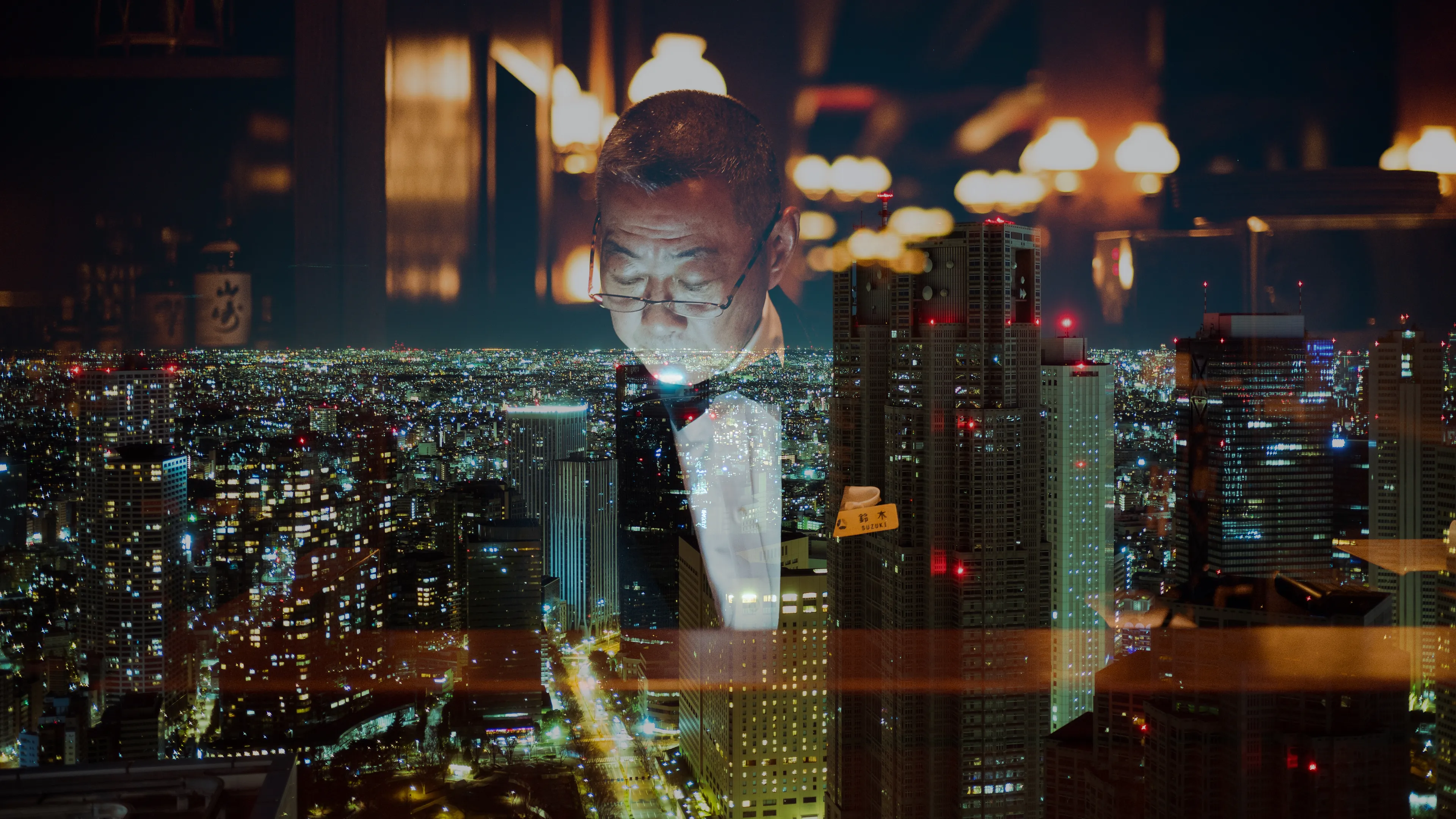 There's always someone watching us from above.

📸 Leica SL & ZEISS 1.4/35
📍 Shinjuku, Tokyo 2021
Shot during the COVID-19 pandemic lockdown.