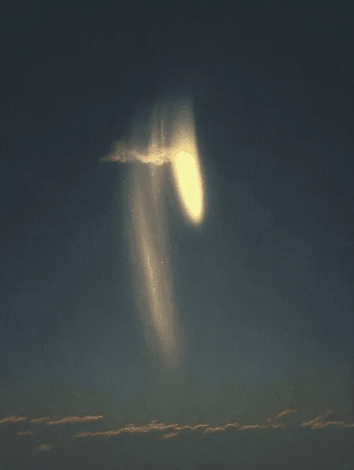 Orb to heaven

~

Celestial Portals is a visual journey through the spiritual space that exists within us, around us, and beyond us, as we move through one world and into another. 

--

AI assisted imagery
1542 x 2048
