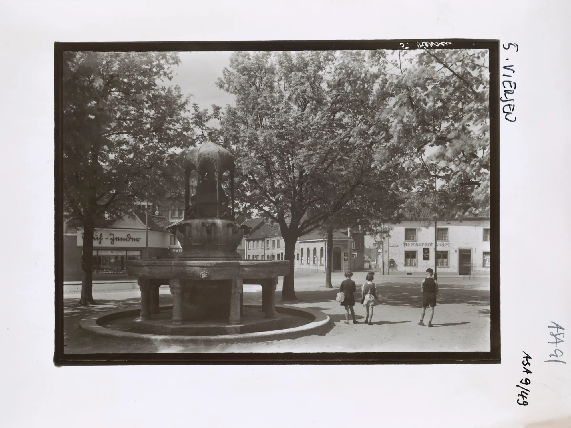 An NFT from the AS10k+ Project, launched to bring the historical archive of August Sander to the Digital World. Each NFT represents ownership of the physical contact print made by Gerd Sander in 1988/89 and depicted by the image as well as access to the August Sander Research Database where the historical legacy of the Sander Family Estate will become publicly available for research. Ownership of the physical contact sheet is determined by the wallet in which the NFT is owned, regardless of wether the contact print has been redeemed or not.