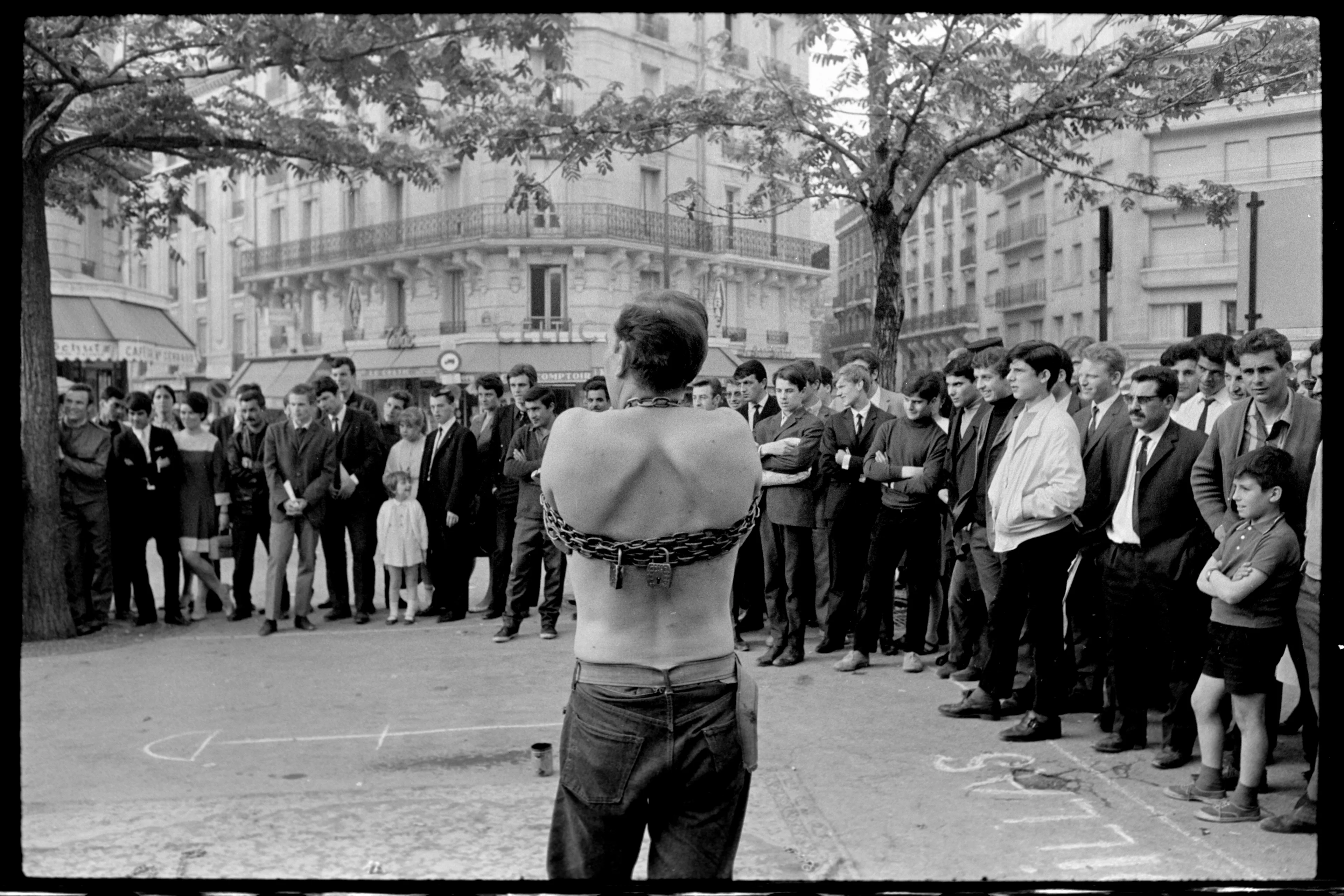 Street Performer, Paris, France, 1967

