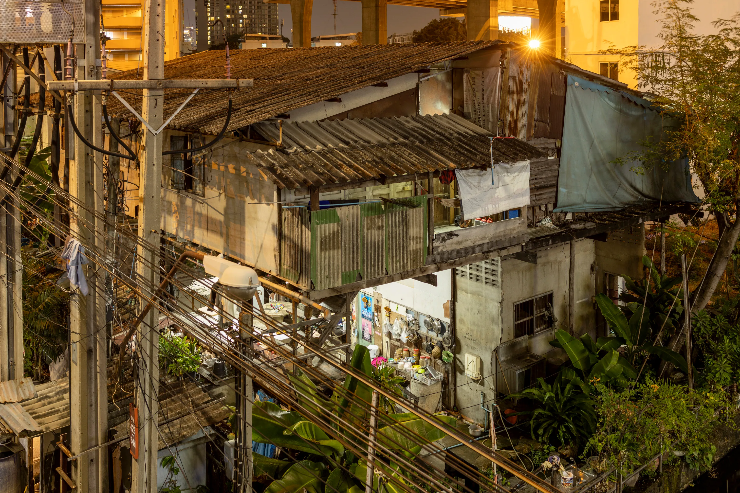 RNDM works: Pod by the river, amidst the murky skyline depths. Bangkok, Thailand.

All work copyright Peter Nitsch 2023. Owner of this work may display for private or public use. No other rights are granted.