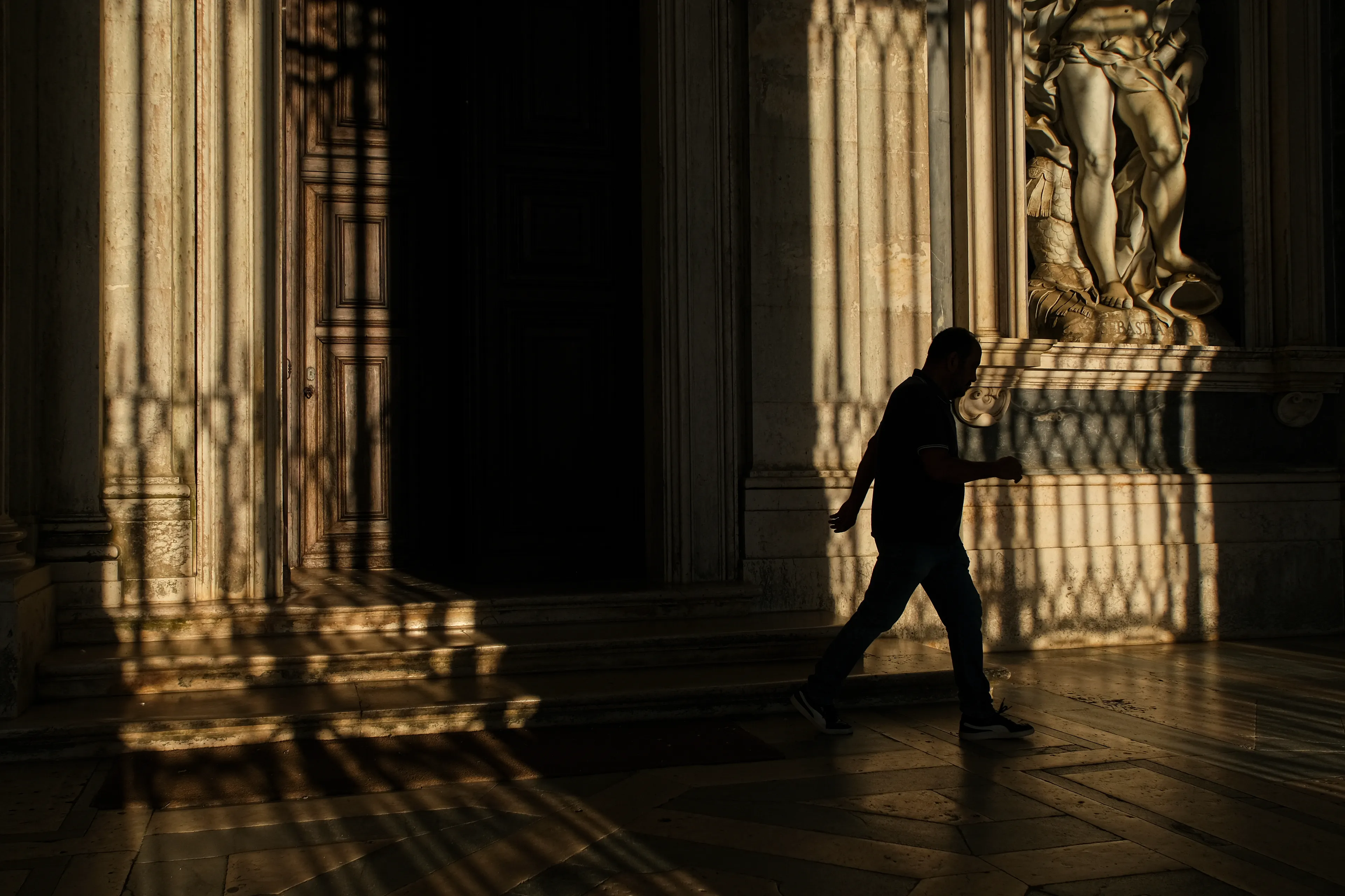 A collection of candid moments captured in the light and shadows of my new home in Portugal. Each photograph is a testament to the beauty of new beginnings and the endless possibilities that come with them. As I explore my new surroundings, I am constantly reminded of the resilience of the human spirit and the power of hope. Through my lens, I hope to share with you the beauty and wonder of this new chapter in my life.


License:  
The holder of this NFT is free to display the associated file privately and publicly, including in commercial and non-commercial settings, and in groups with an unlimited number of participants. The license includes unlimited use and displays in virtual or physical galleries, documentaries, and essays by the NFT holder. Provides no rights to create commercial merchandise, commercial distribution, or derivative works. Creator retains full commercial rights, including the right to produce and sell physical prints.