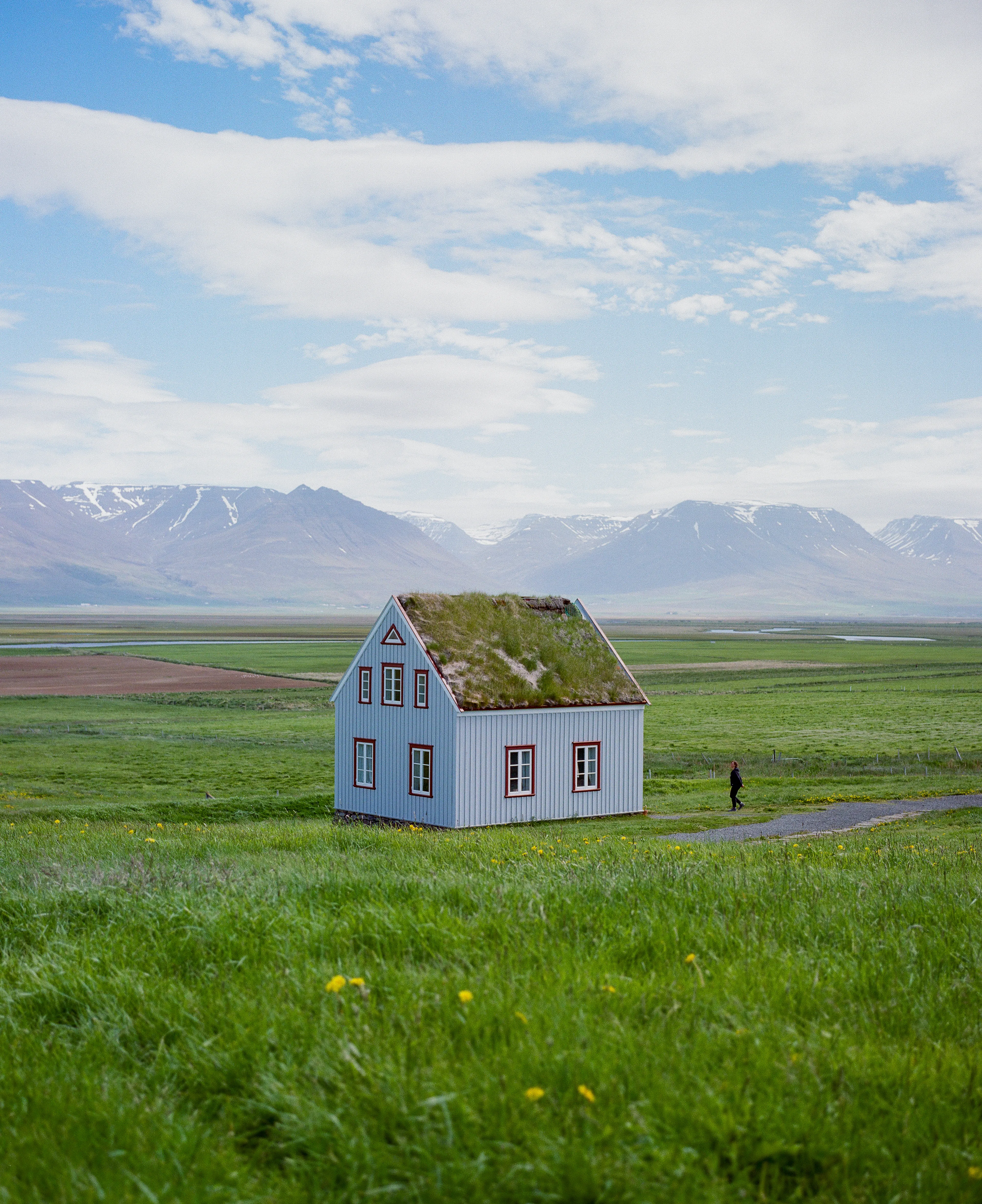After photographing the white & yellow turf huts at Glaumbær, I turned around to soak up the incredible scenery. This scene truly felt like I was living in a painting.