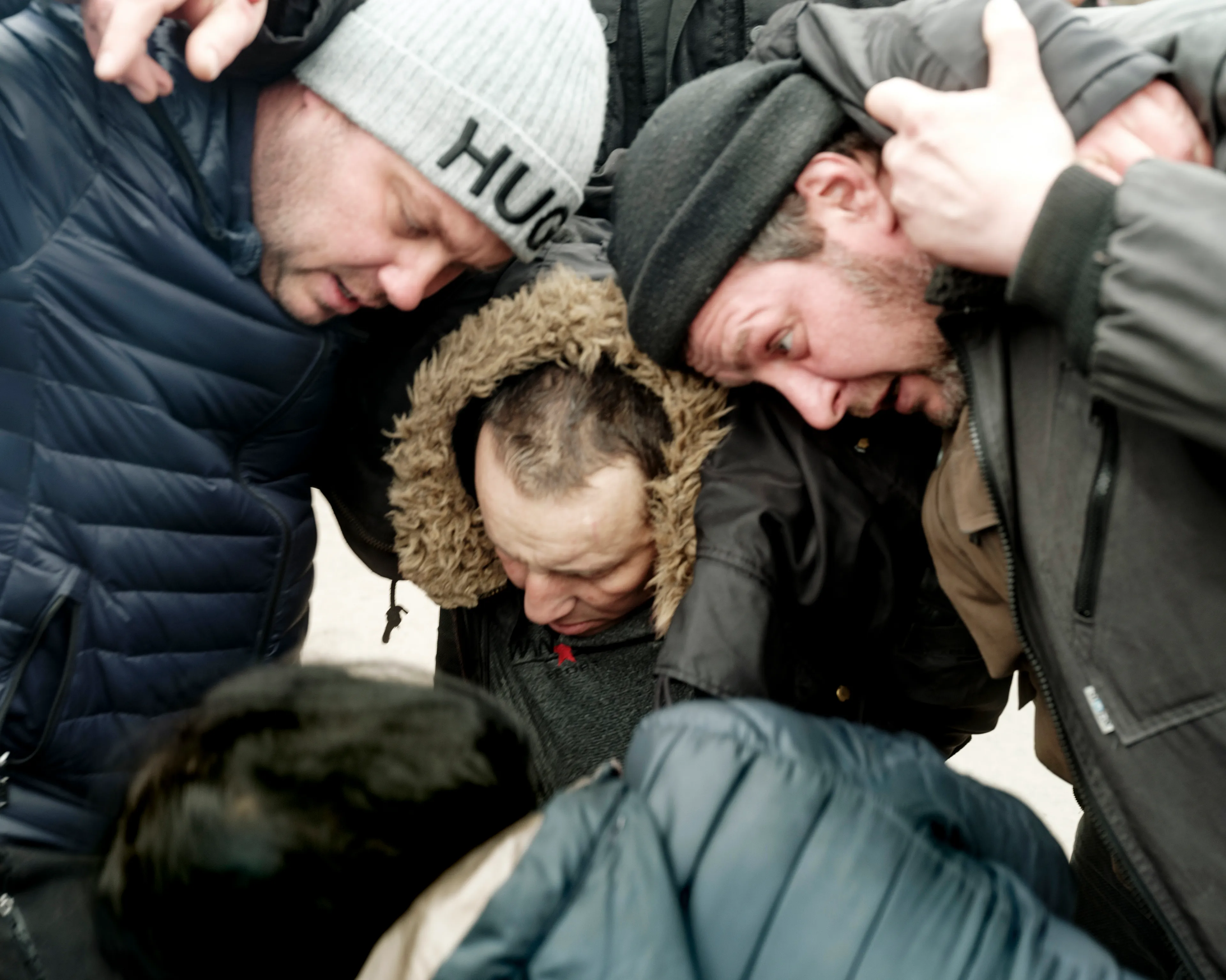 During an evacuation of civilians from Irpin, a man is wounded by Russian artillery fire.

Lorenzo Meloni

1/1
_

In an effort to support reporters covering breaking news and conflict zones independently and without the support of the media outlets, Obscura facilitates this Emergency Reporting Commission launching the first edition with Lorenzo Meloni from Magnum Photos reporting from Ukraine.

Using the power of NFTs to document historical moments unfolding in real time, this is an opportunity to directly fund independent professionals that are committed to reporting from the field and stay connected to a supporting audience.

100% of the proceeds of the Emergency Reporting Commission are distributed amongst selected active photographers on the ground to support their efforts to document during moments of conflict.