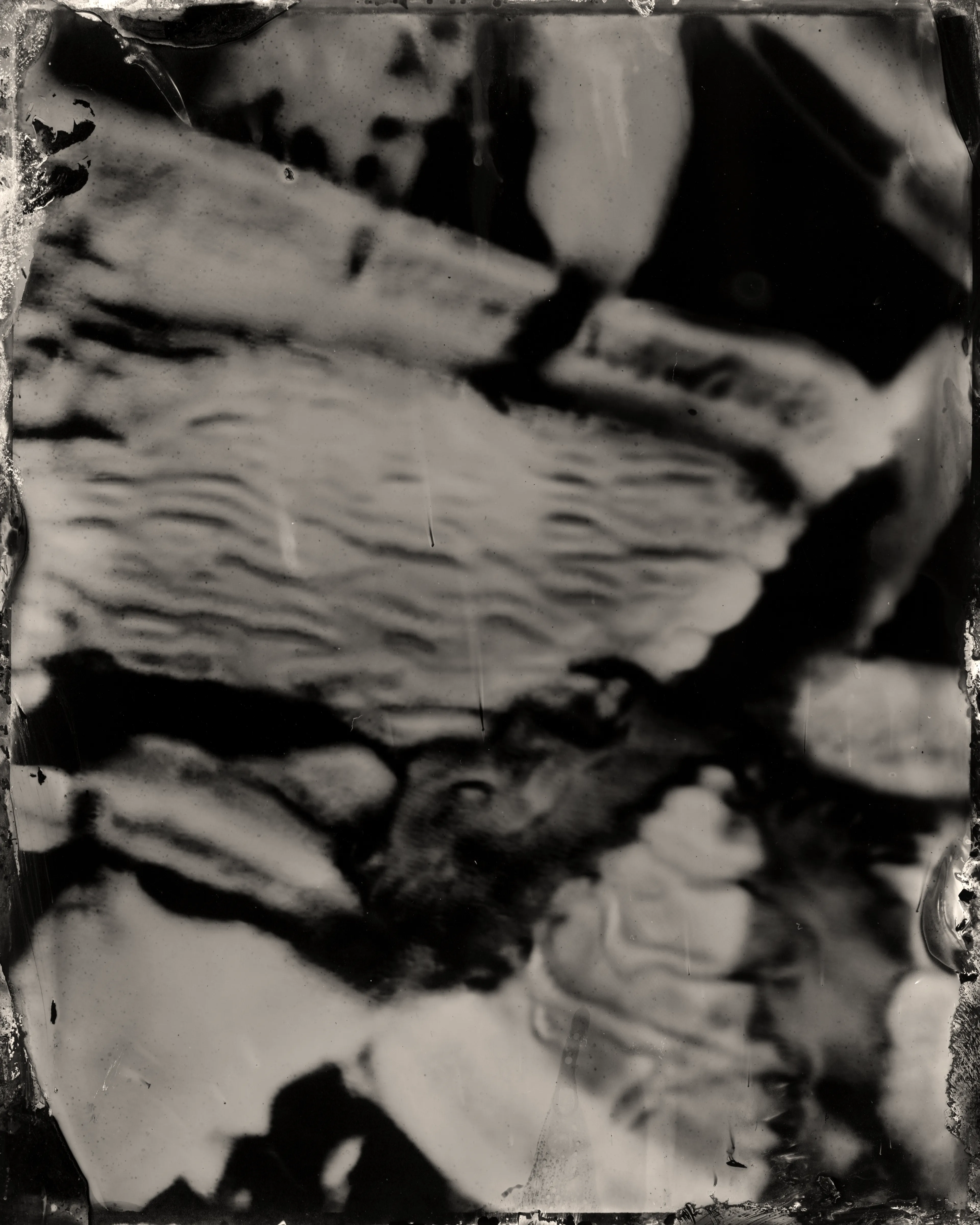 Technical Image #2  
2024  
Image (black and white)  
1/1

Casey REAS and Erika Weitz

Digital: 
9600 × 12000 pixels

Physical: 
Wet plate collodion on aluminum  
4 × 5 inches

Exhibited in Wet and Saturated Process, 24 April – 25 May 2024 at Unit in Mayfair, London

Technical Images is a collection of digital and physical images. Each is a digital file and physical artwork. The collector can receive both, or one can be archived by the artist. If a work is resold, the new collector is entitled to both the digital file and physical artwork.