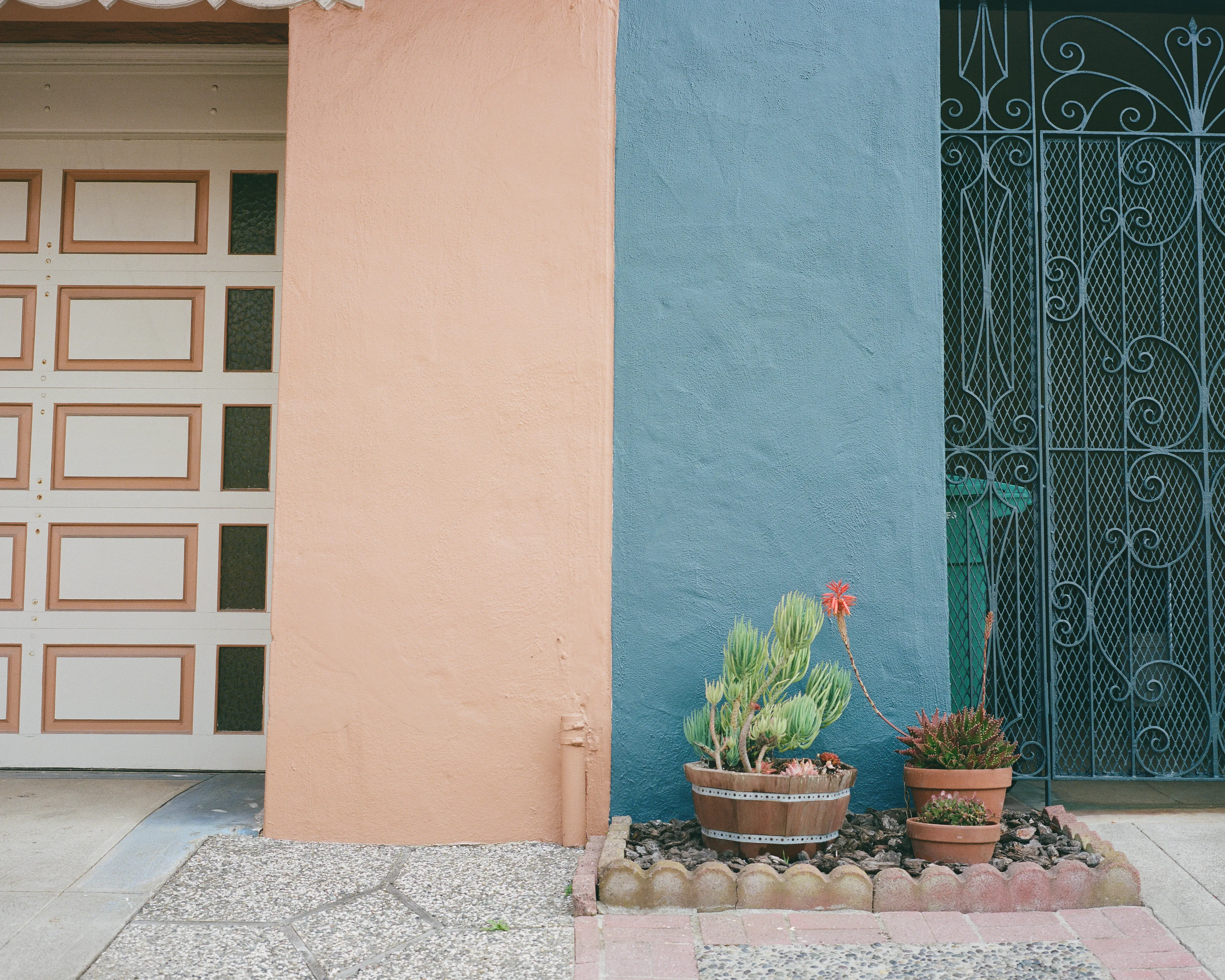 "Outer" is a collection of photographs shot in the Outer Sunset neighborhood of San Francisco, CA. 

Every home in the Outer Sunset has its own unique identity. Although we've likely never met anyone living in these homes, we're able to get a glimpse of their personality through the decorations and color choices of their outer walls.

All photos were shot with a Mamiya 7, using Kodak Portra 400 film stock.