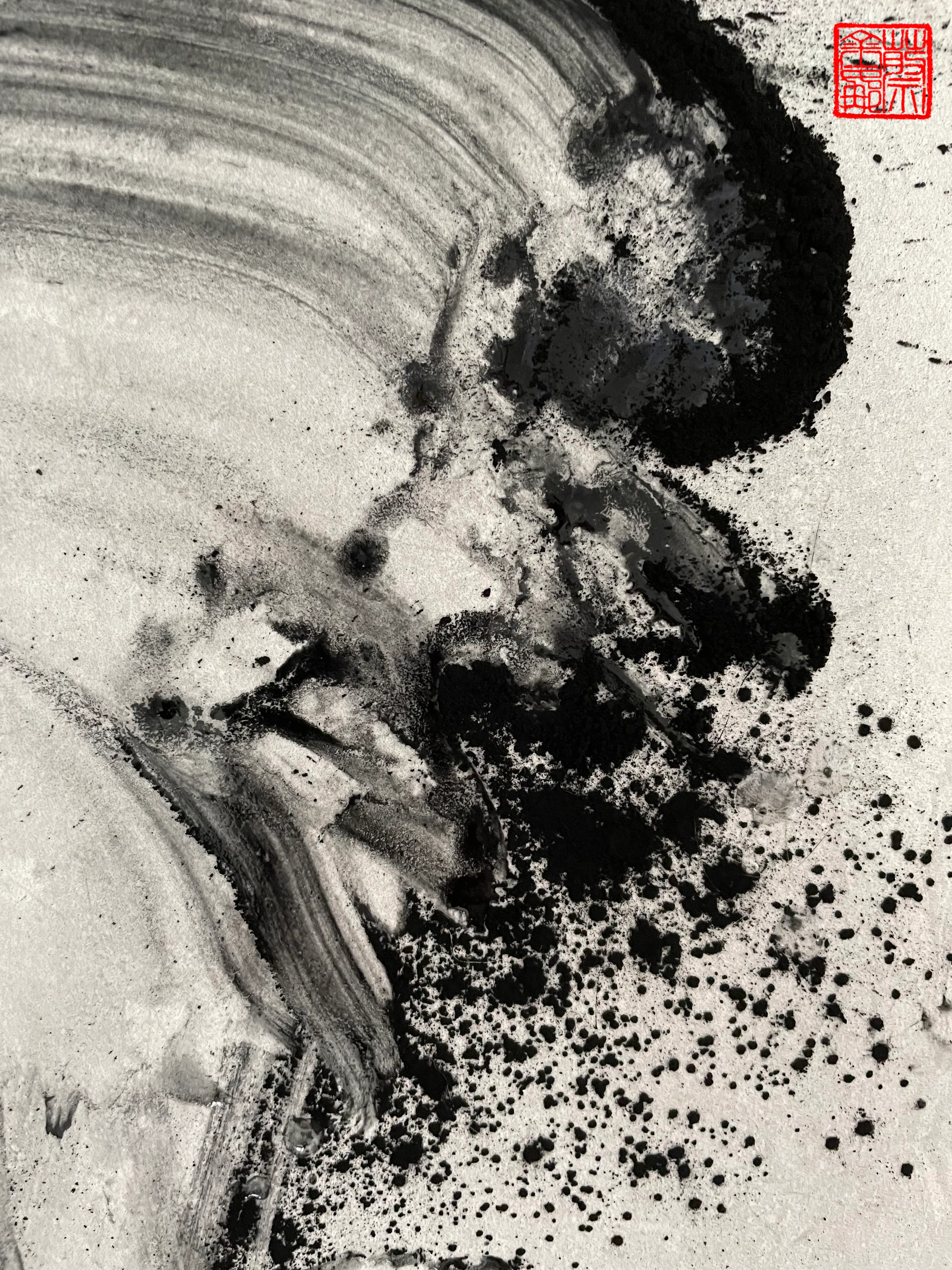 ‘Pulse-beat’ Collection  
A breath or a pulse-beat of the undefinable spirit of life.

“When painting follows the heart, the obstructing veils are removed, all the innumerable things of Heaven and Earth can be represented.” - Shih-t’ao (1642-1707) 

Painting with charcoal on ceramic informed by the technique and philosophy of traditional Chinese painting. Translated into digital through photography. Physical work - destroyed.

1/1  
Date: 2023  
Artist: Georgina Hooper  
3023 x 4032 px  
16.8MB  
12MP