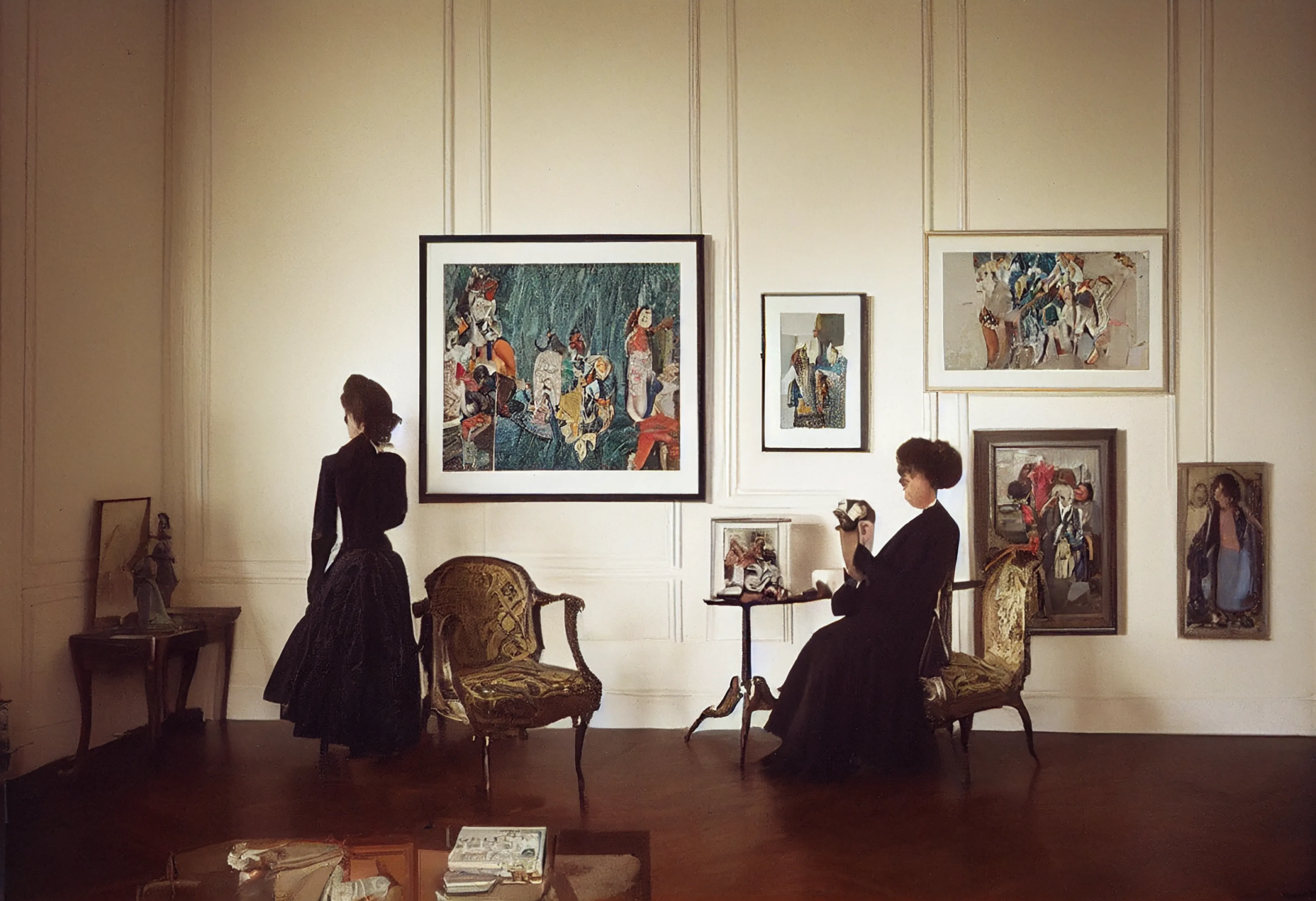 Art & Women 
Colors & AI